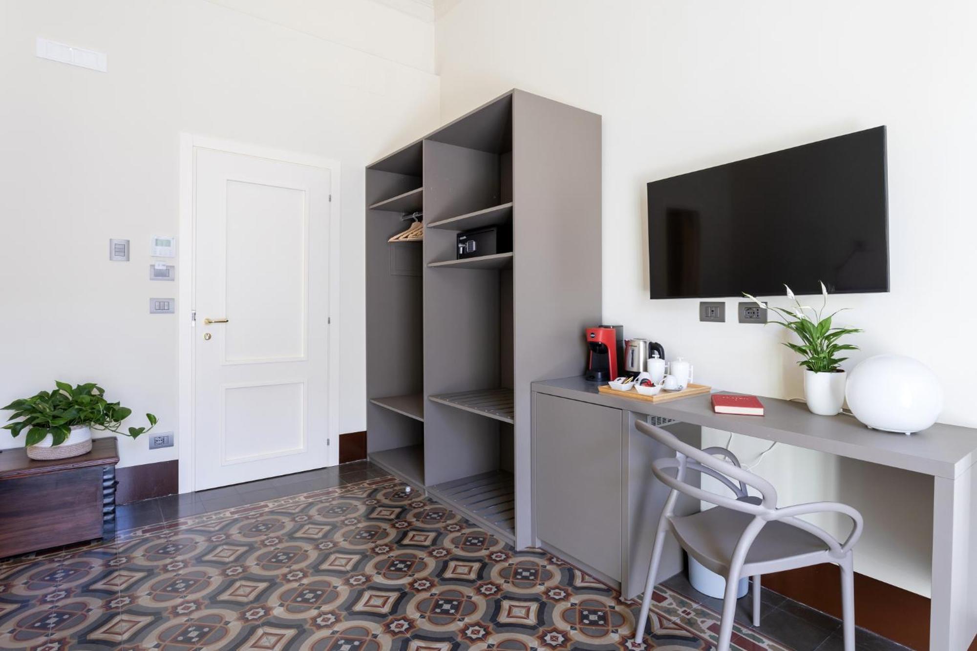 Palazzo Costarelli - Bed And Breakfast คาตาเนีย ห้อง รูปภาพ