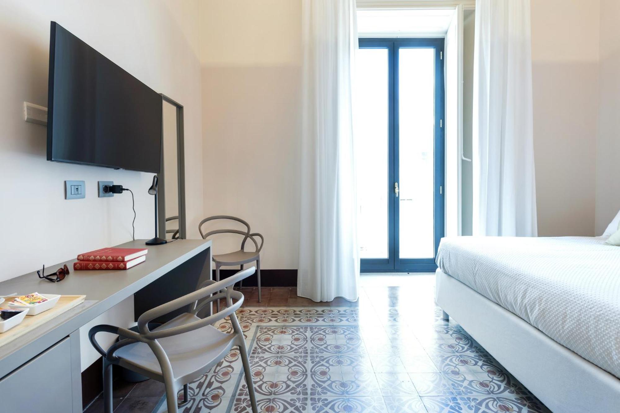 Palazzo Costarelli - Bed And Breakfast คาตาเนีย ห้อง รูปภาพ