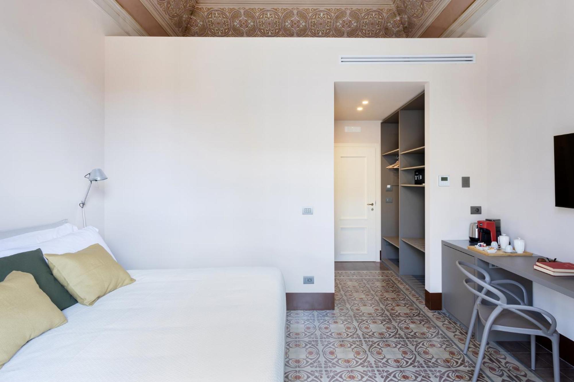 Palazzo Costarelli - Bed And Breakfast คาตาเนีย ห้อง รูปภาพ