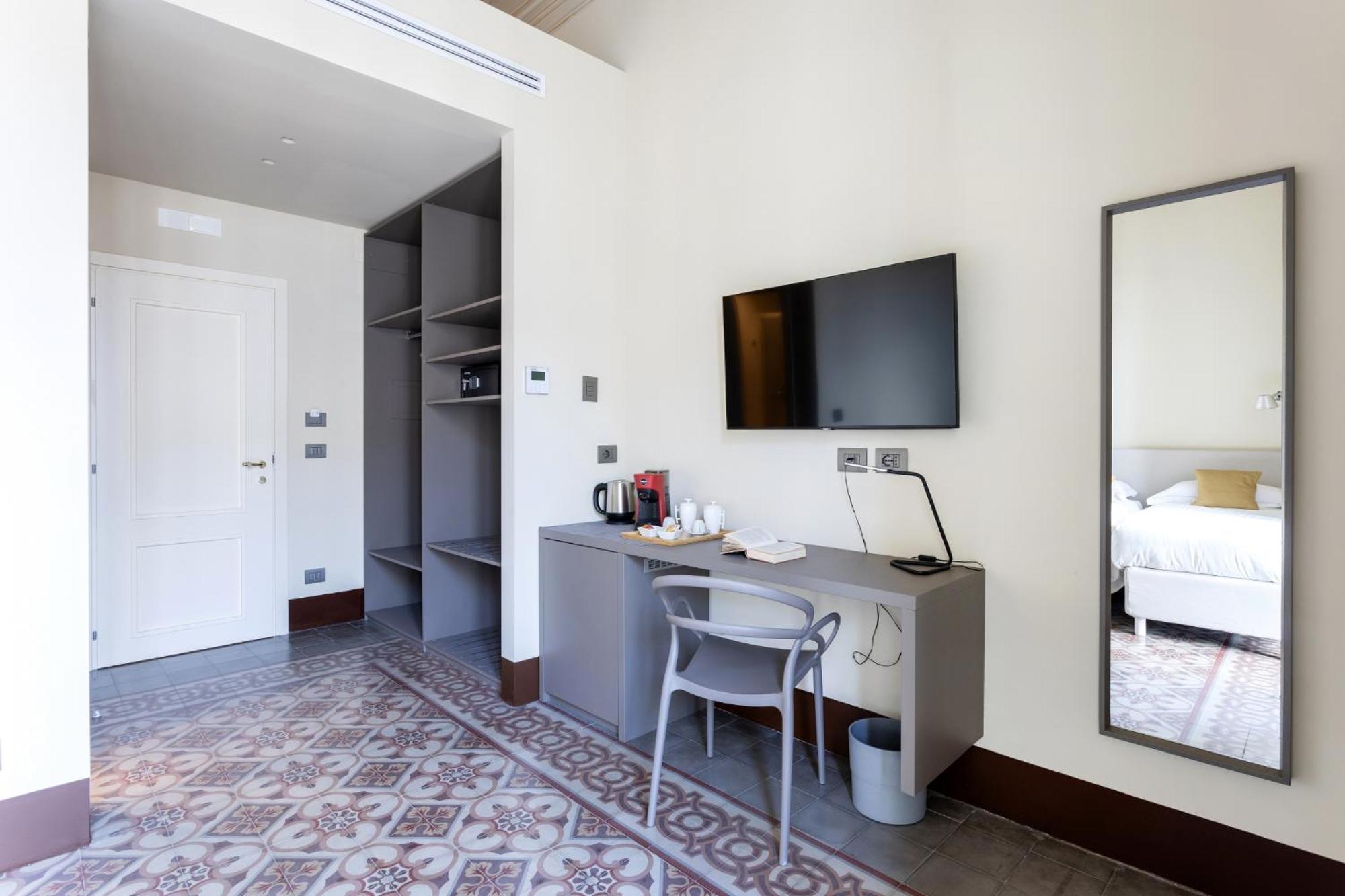 Palazzo Costarelli - Bed And Breakfast คาตาเนีย ห้อง รูปภาพ