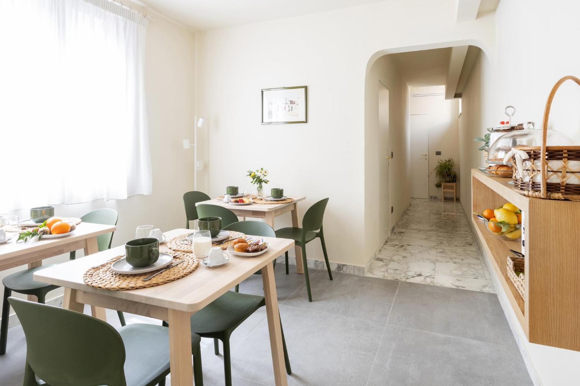 Palazzo Costarelli - Bed And Breakfast คาตาเนีย ภายนอก รูปภาพ